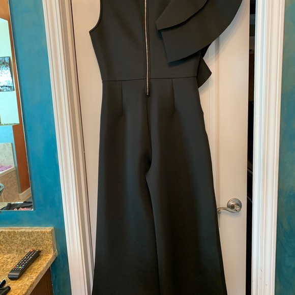 *A must have* - Picture 2 of 2